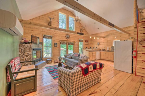 Cabin-Inspired Home Less Than 12 Mi to Sugarloaf Mtn!